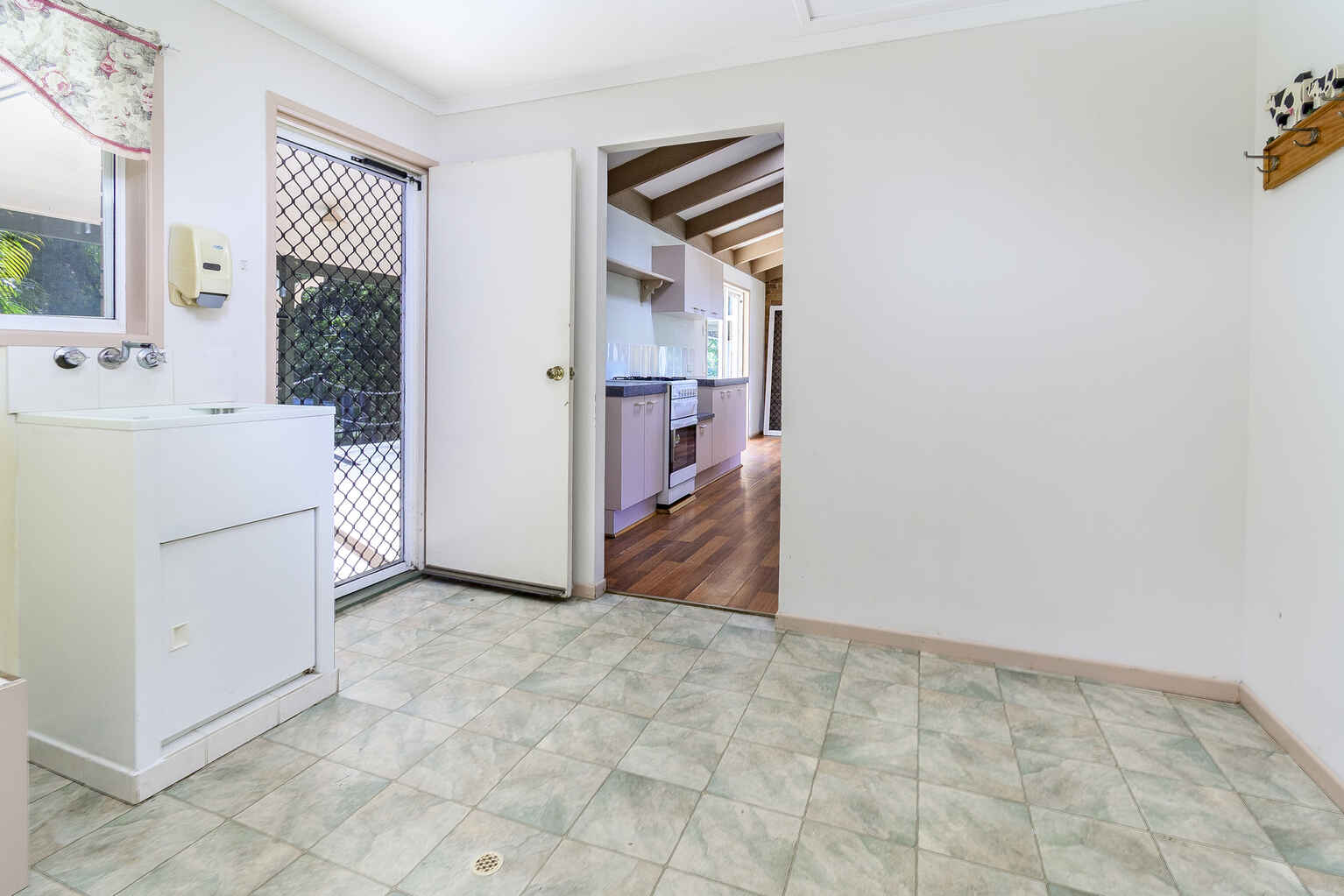 10 Harper Road Bellmere 10 Harper Road Bellmere