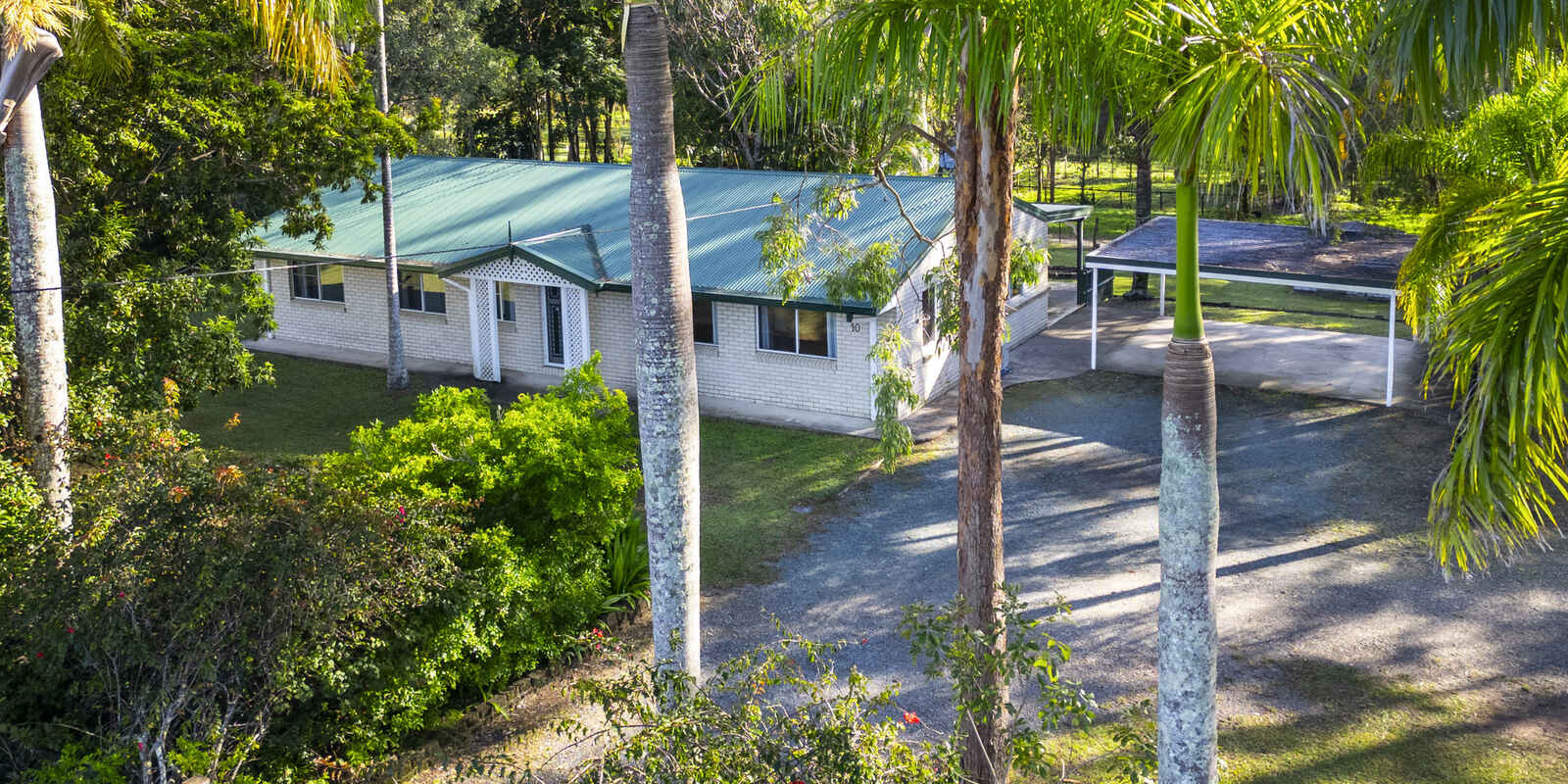 10 Harper Road Bellmere 10 Harper Road Bellmere