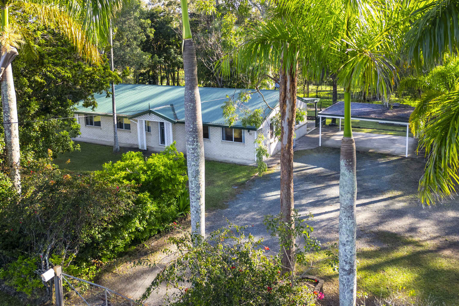 10 Harper Road Bellmere 10 Harper Road Bellmere