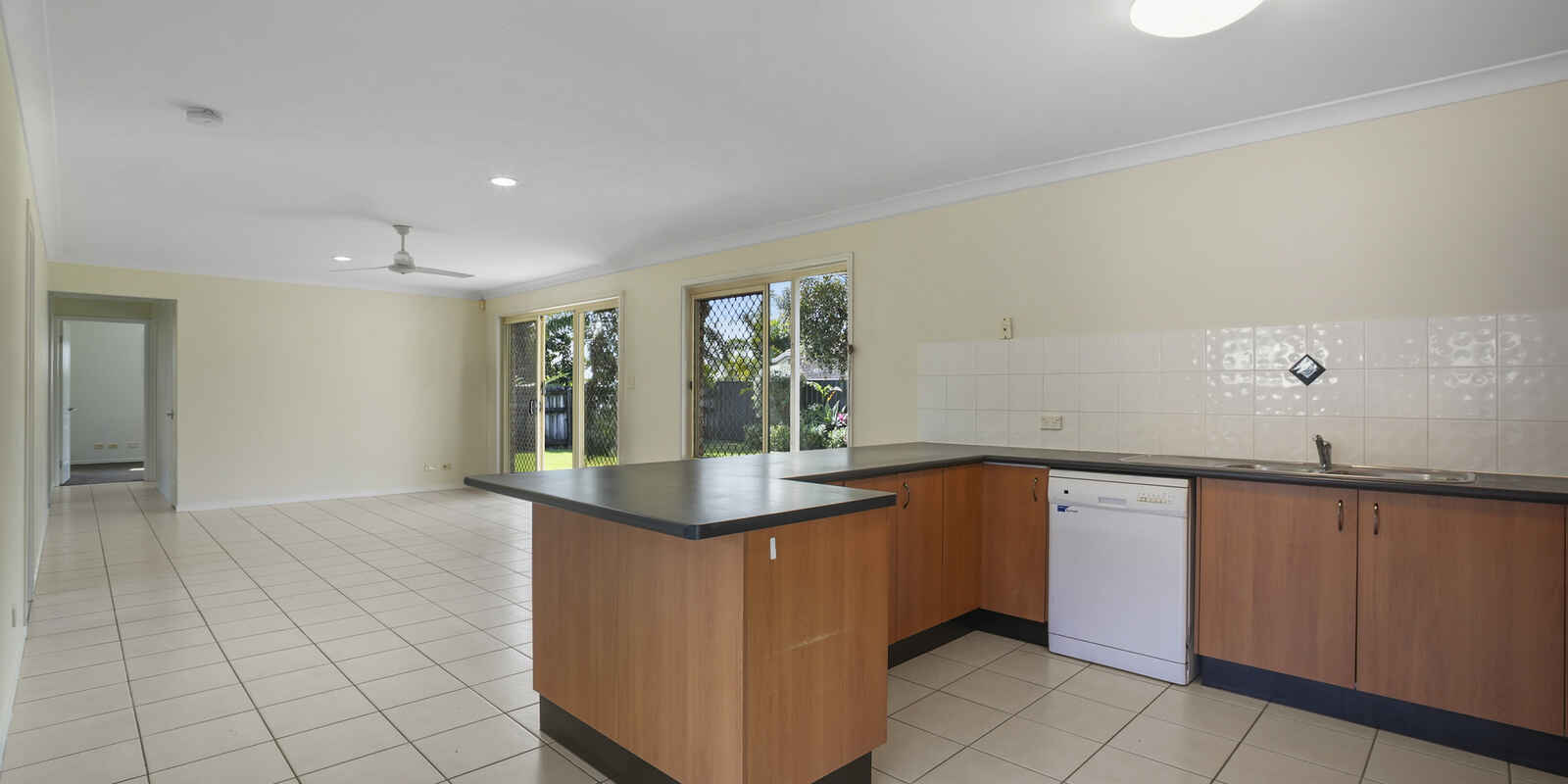 6 Lomandra Drive Morayfield