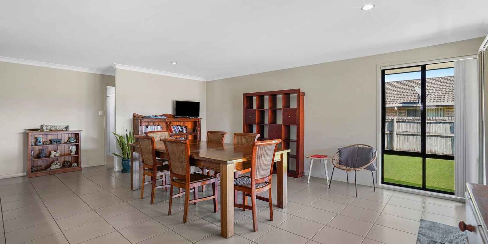 60 Coach Road West Morayfield