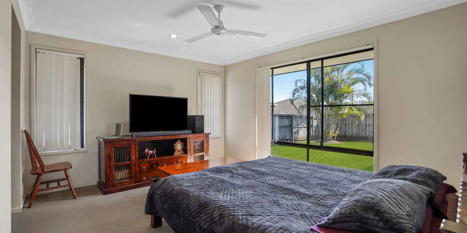 60 Coach Road West Morayfield