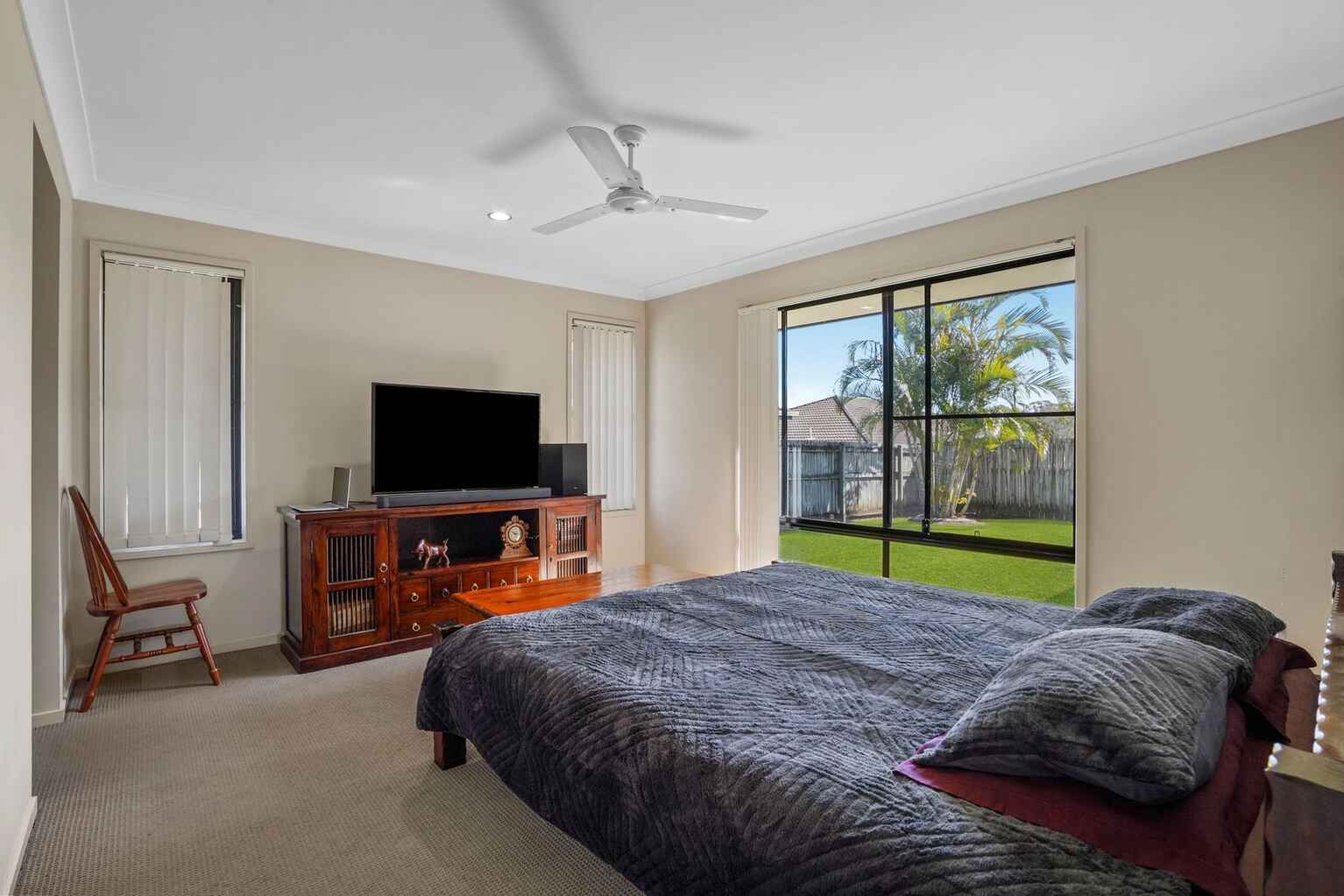 60 Coach Road West Morayfield