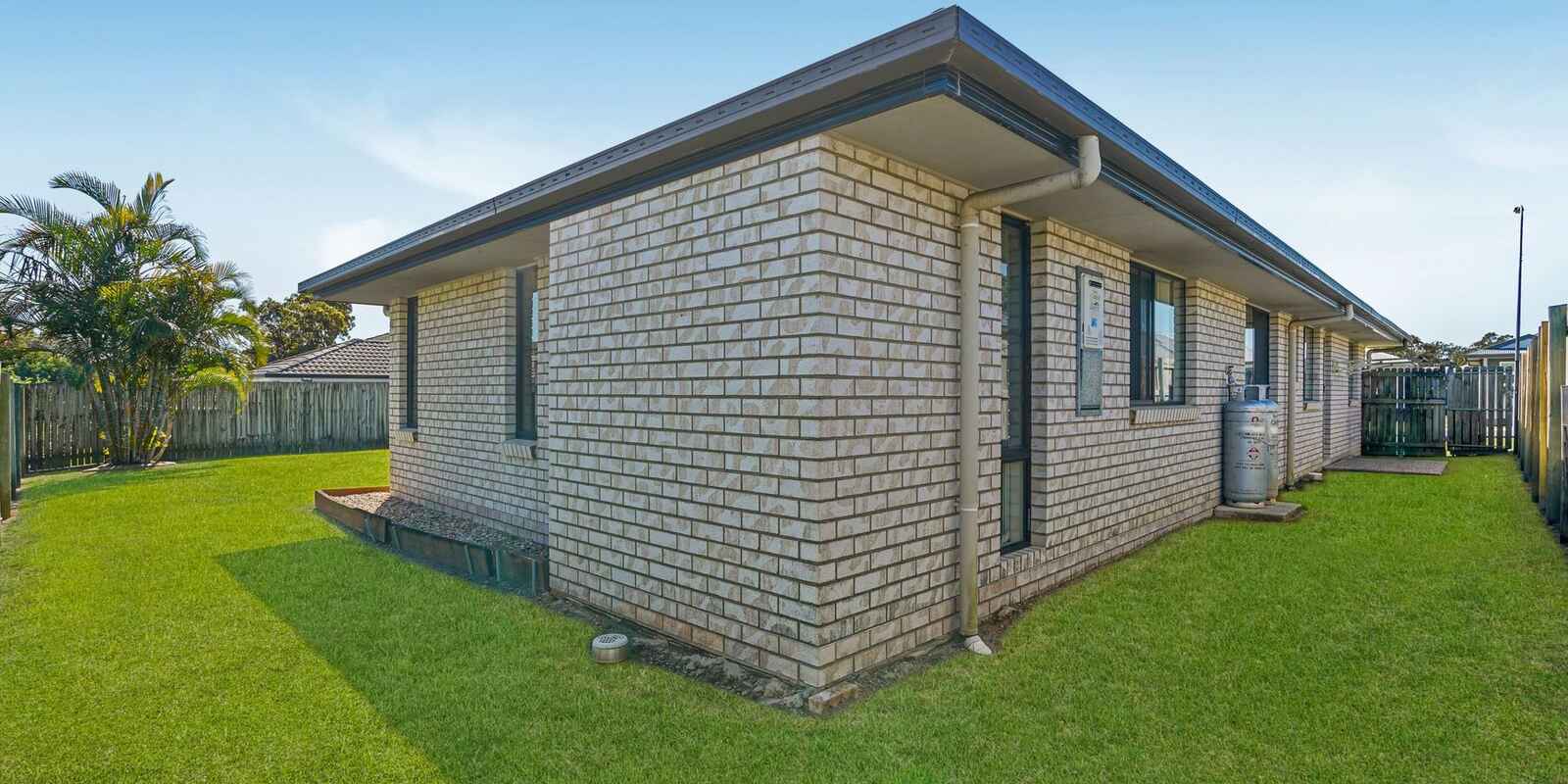 60 Coach Road West Morayfield