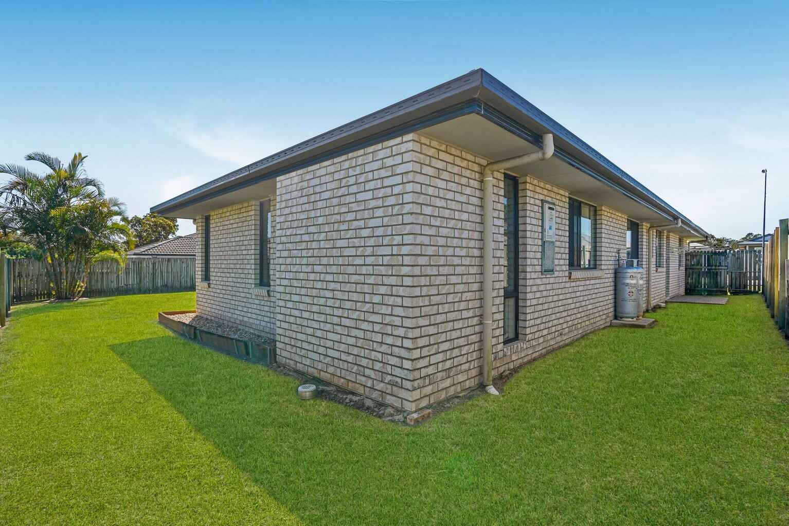 60 Coach Road West Morayfield