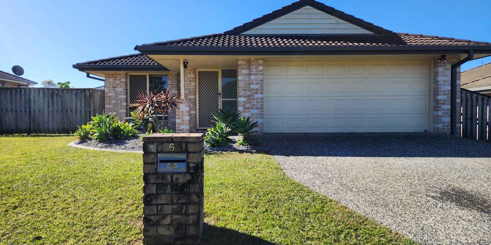 6 Bluejay Circuit Morayfield