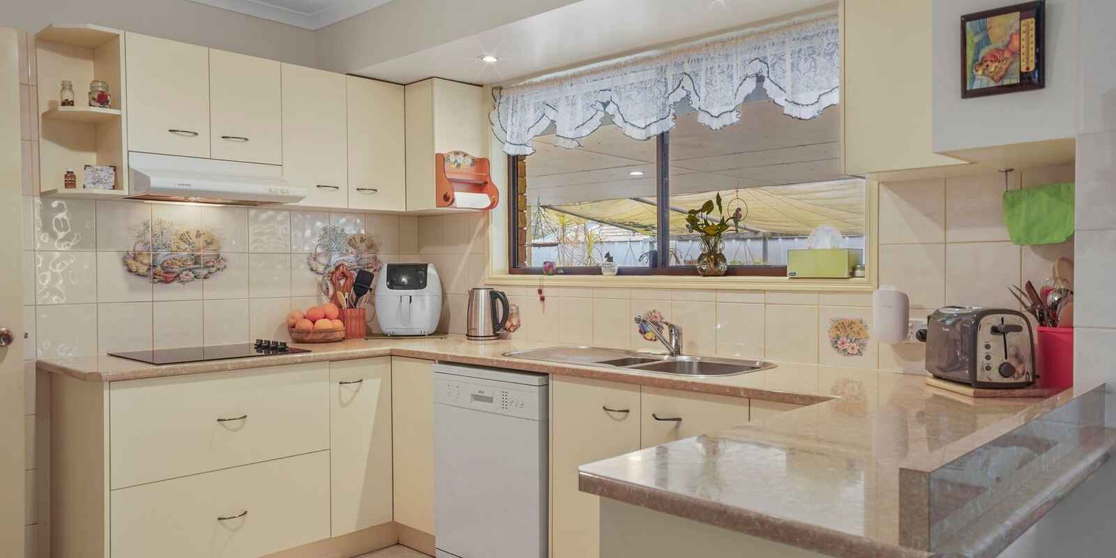 3  Riviera Court Morayfield