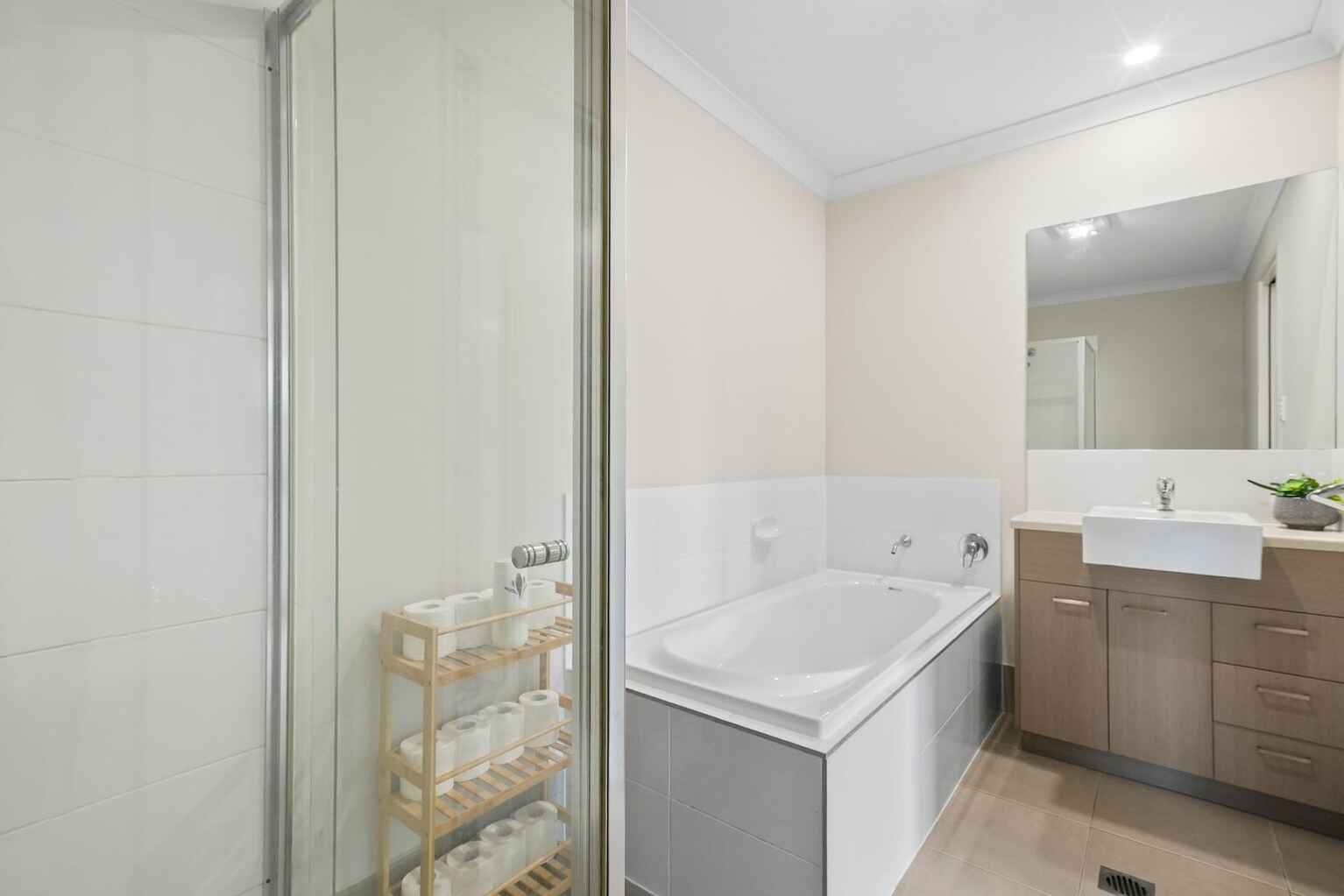 1/25 Lyndon Way Bellmere