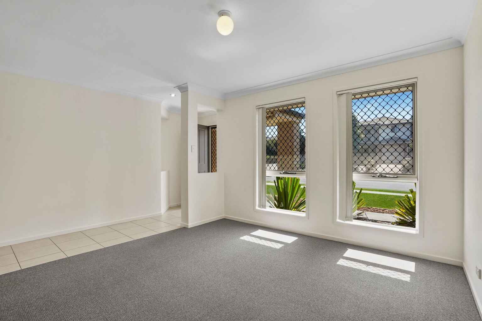 22 Piccadilly Street Bellmere