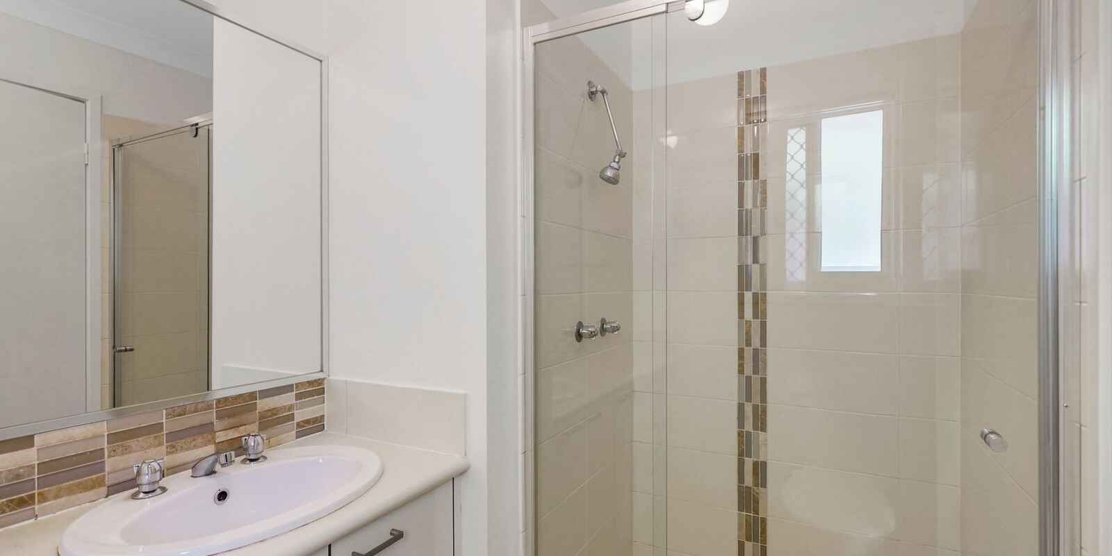 22 Piccadilly Street Bellmere