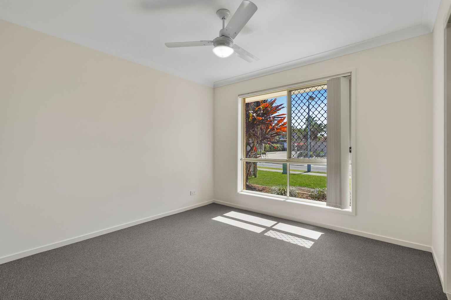 22 Piccadilly Street Bellmere