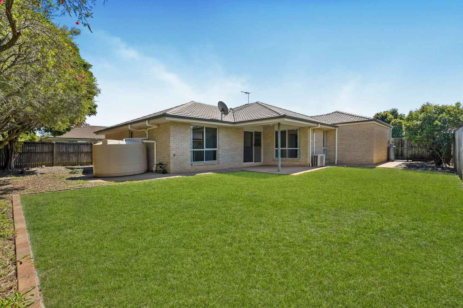 22 Piccadilly Street Bellmere