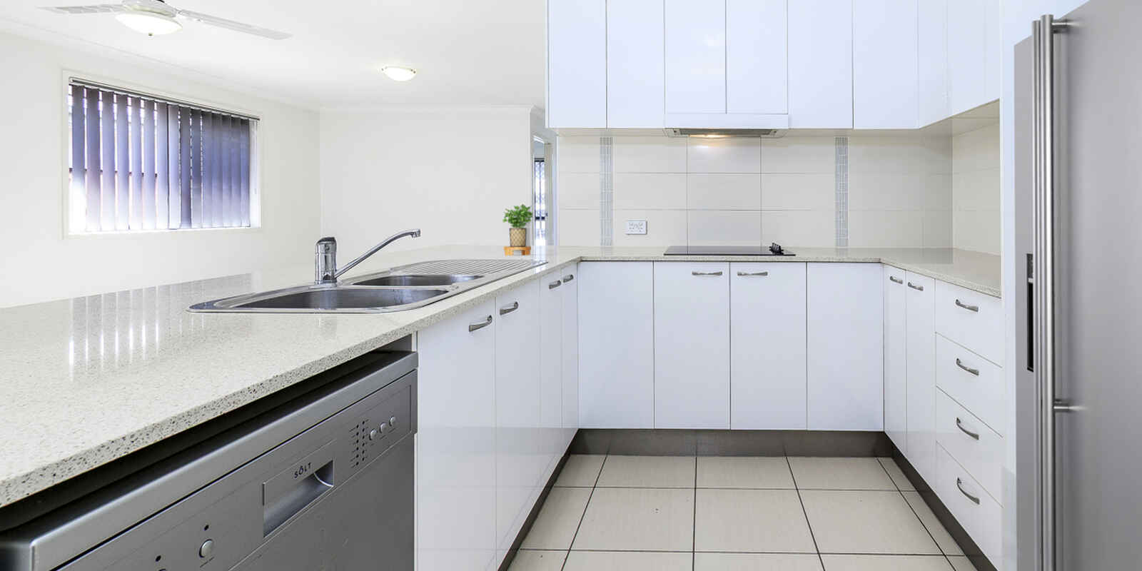 18 Bluestar Circuit Caboolture