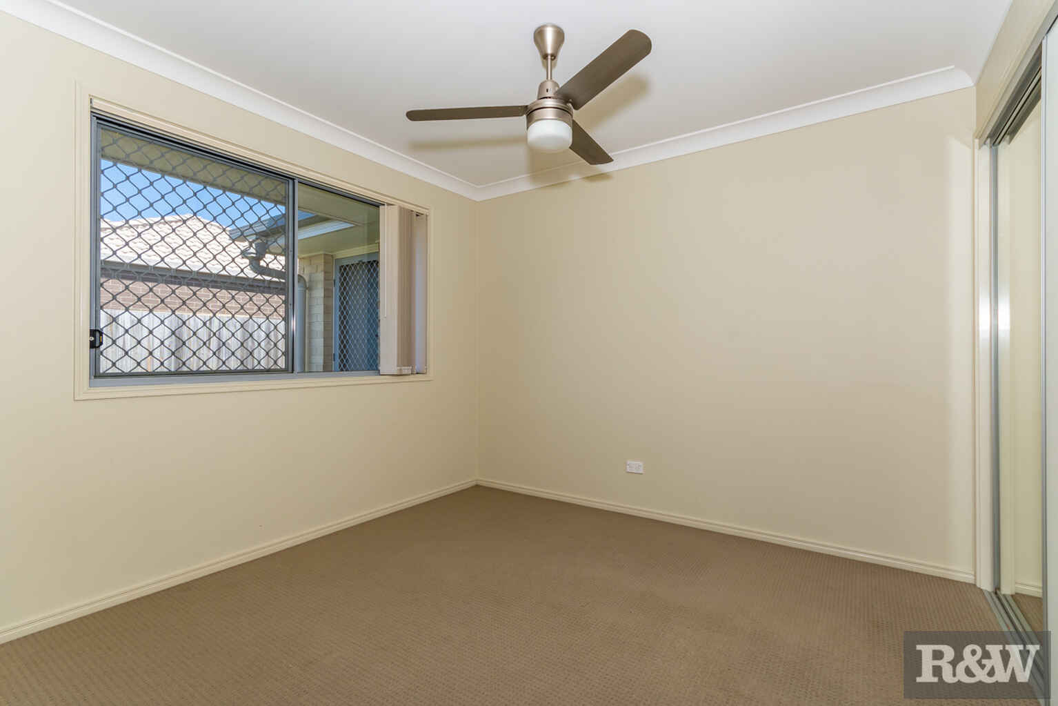 12 Rivulet Place Bellmere 12 Rivulet Place Bellmere