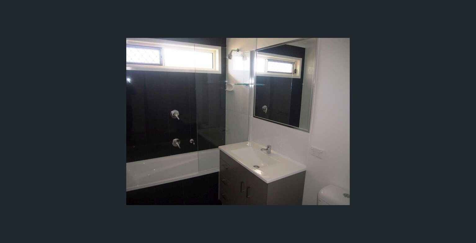 1/2 Coogera Court Morayfield
