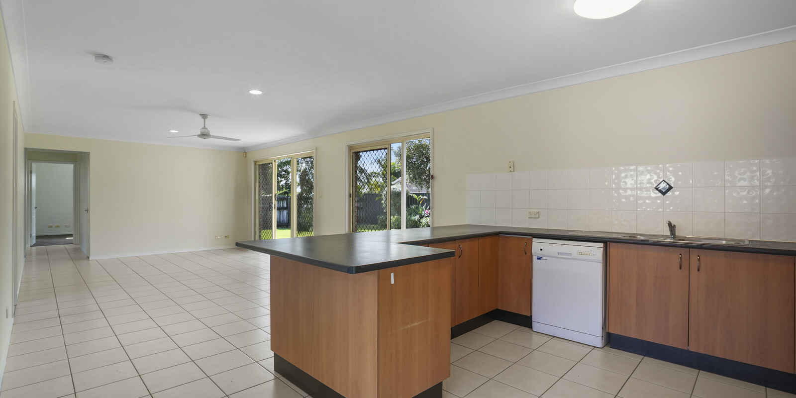 6 Lomandra Drive Morayfield