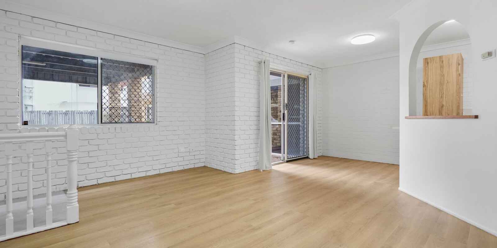 2/19 Lower King Street Caboolture