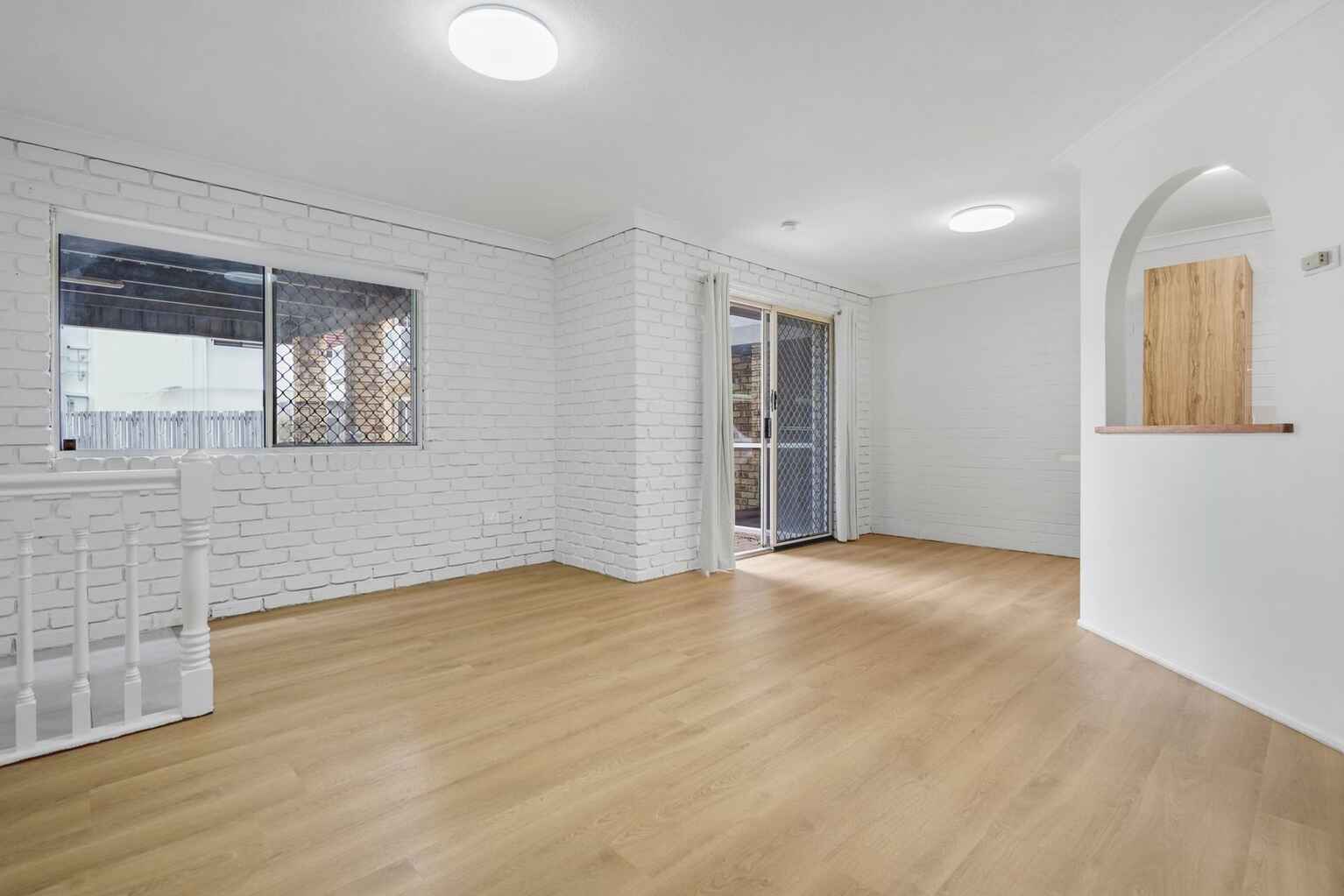 2/19 Lower King Street Caboolture