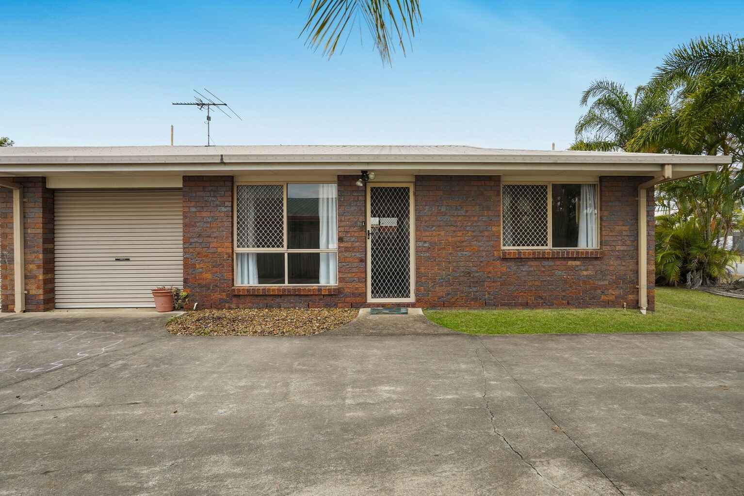 1/5 Hazelnut Drive Caboolture South