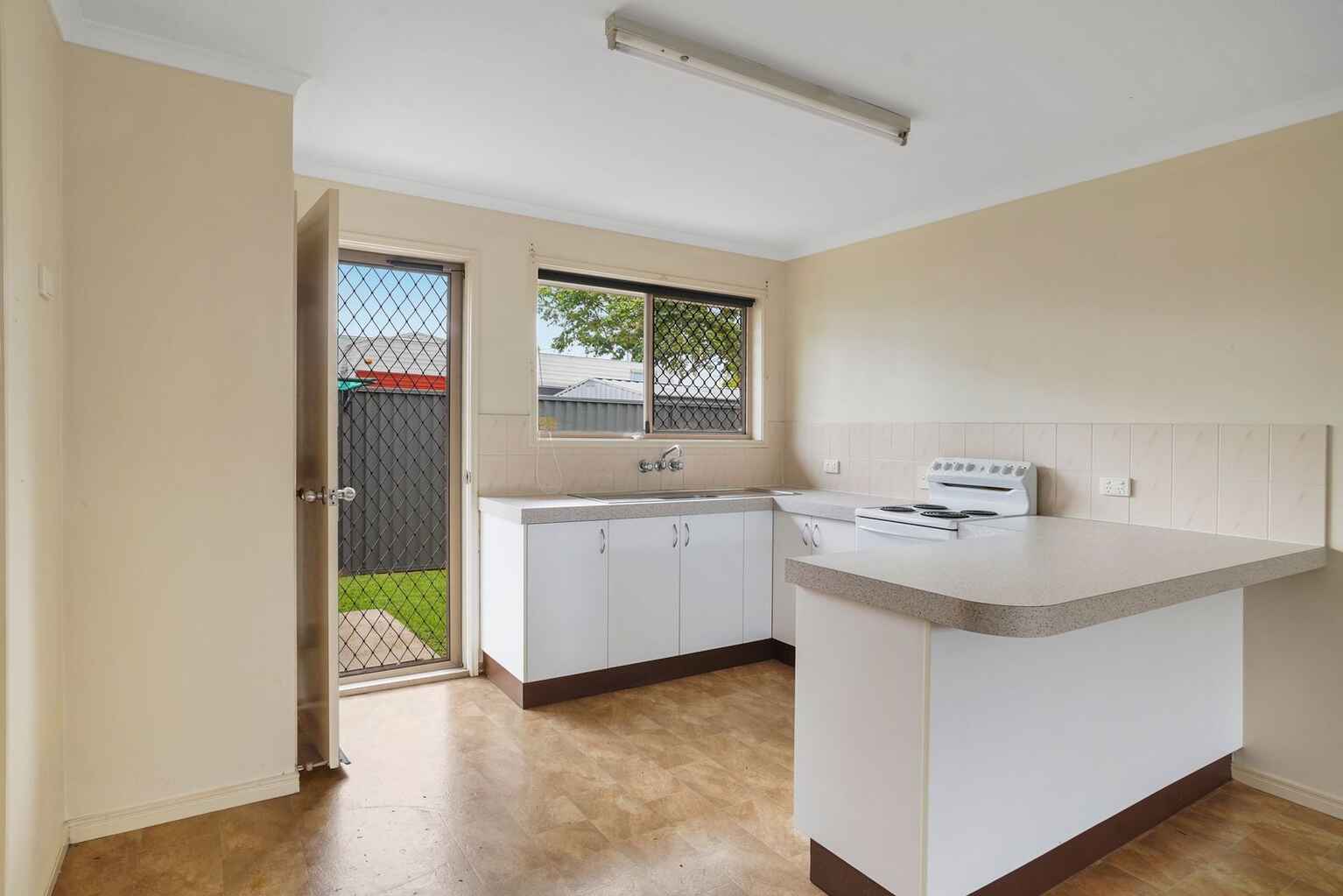 1/5 Hazelnut Drive Caboolture South