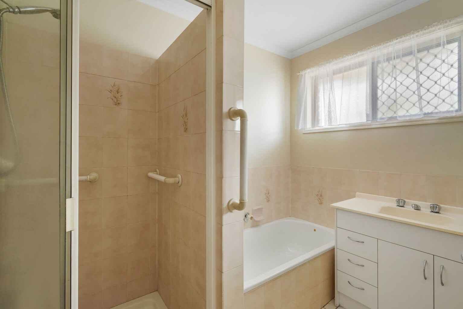 1/5 Hazelnut Drive Caboolture South